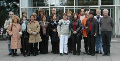 Euromaths Jyväskyä 2002 course participants in front of University main building